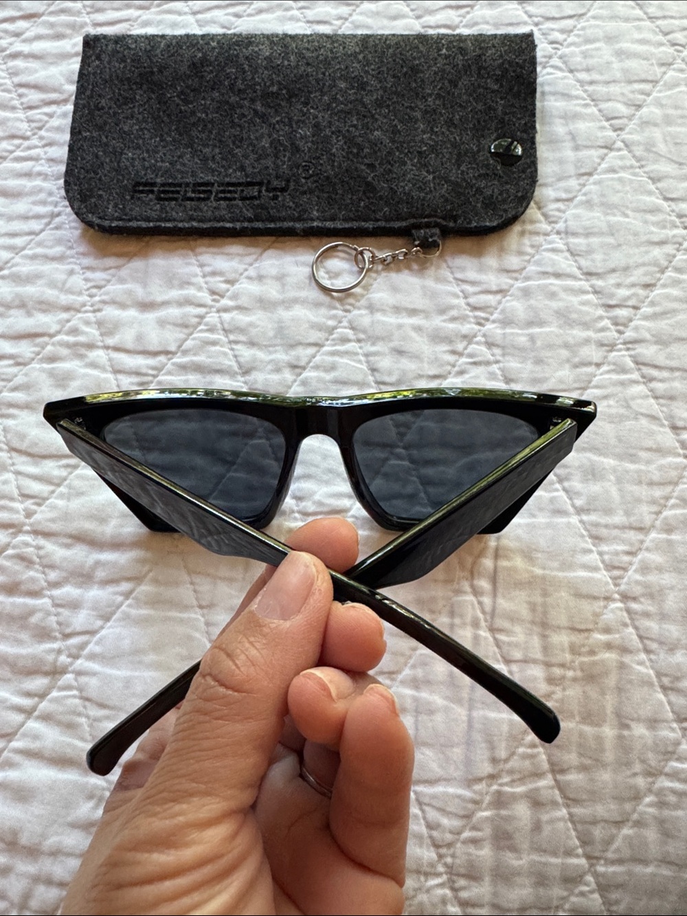 Square Cat Eye Black Sunglasses - Picture 4 of 6